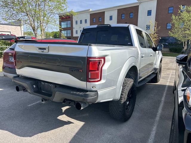 Certified 2018 Ford F150 Raptor w/ Equipment Group 802A Luxury image 4