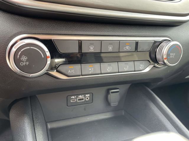 Used 2025 Nissan Altima 2.5 SV image 24