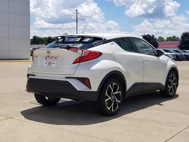Used 2019 Toyota C-HR XLE FWD image 2