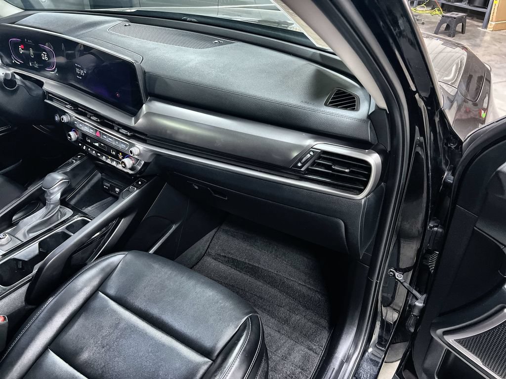 Used 2025 Kia Telluride S FWD image 31