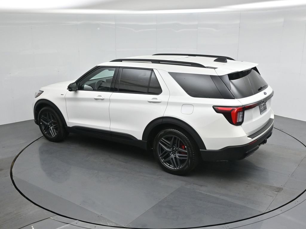 Certified 2025 Ford Explorer ST-Line w/ Premium Package image 46