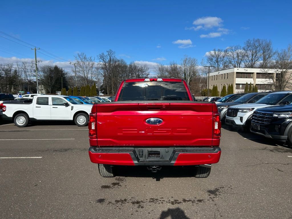 Certified 2022 Ford F150 XLT w/ Equipment Group 302A High image 3