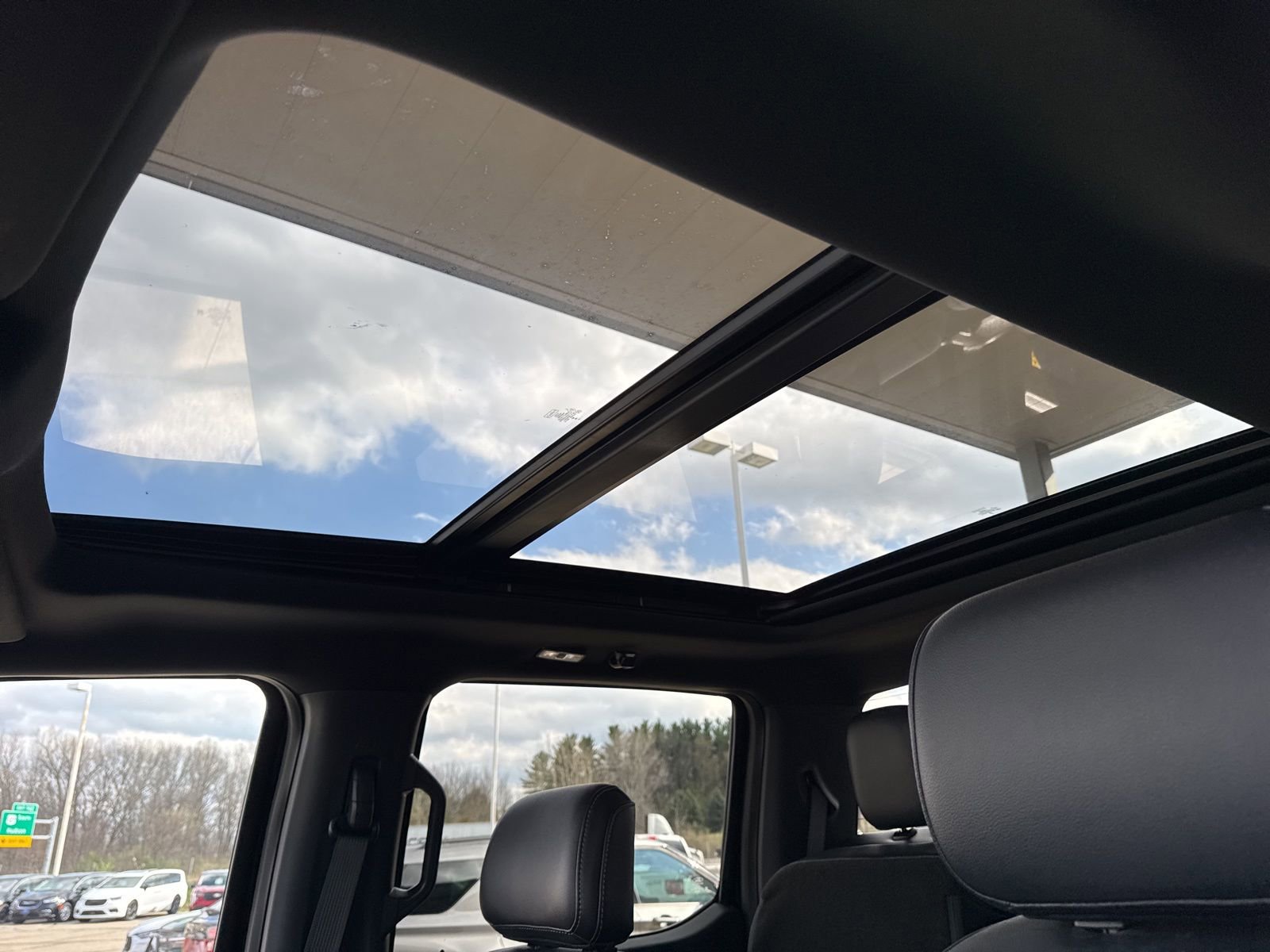 Certified 2023 Ford F150 XLT w/ Equipment Group 302A High image 38