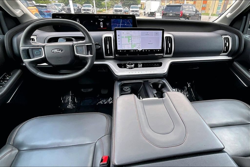 Certified 2025 Ford Expedition Max Active AWD/4WD image 14