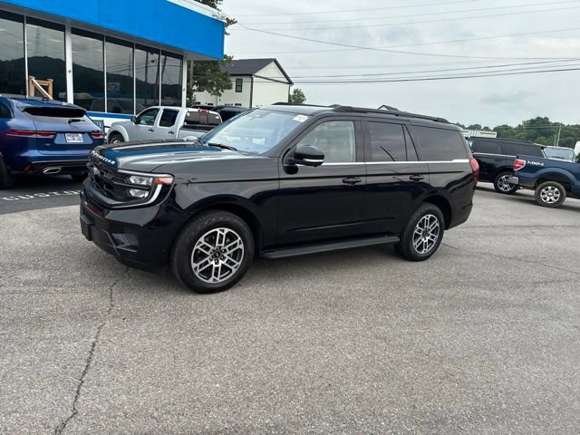 Certified 2025 Ford Expedition Active AWD/4WD image 13