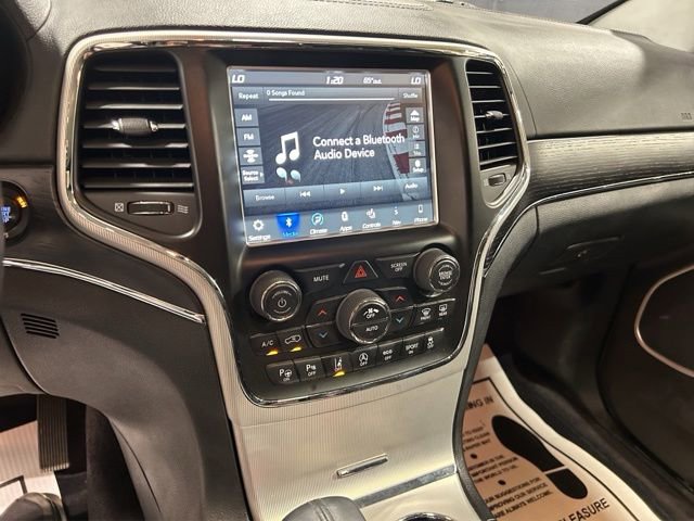 Used 2018 Jeep Grand Cherokee Summit AWD/4WD image 16