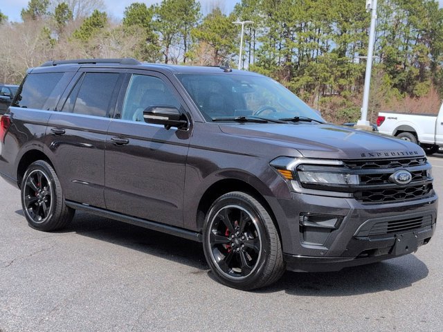 Certified 2024 Ford Expedition Limited image 7