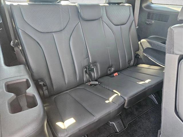 Used 2023 Hyundai Palisade SEL image 20