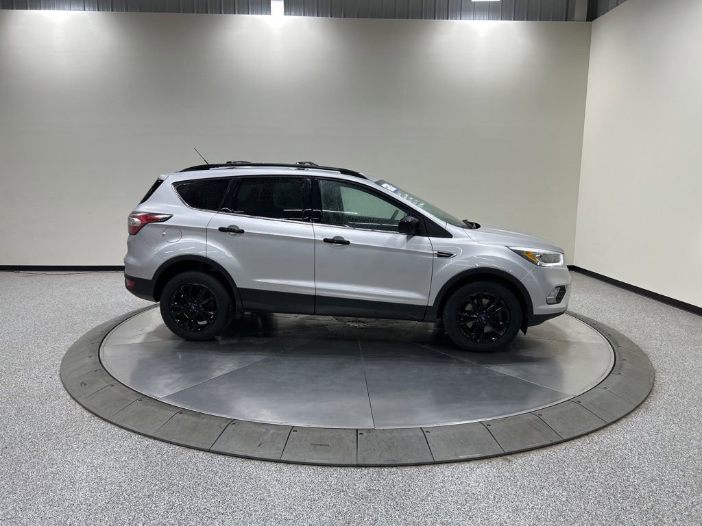 Certified 2017 Ford Escape SE w/ Equipment Group 201A AWD/4WD image 6