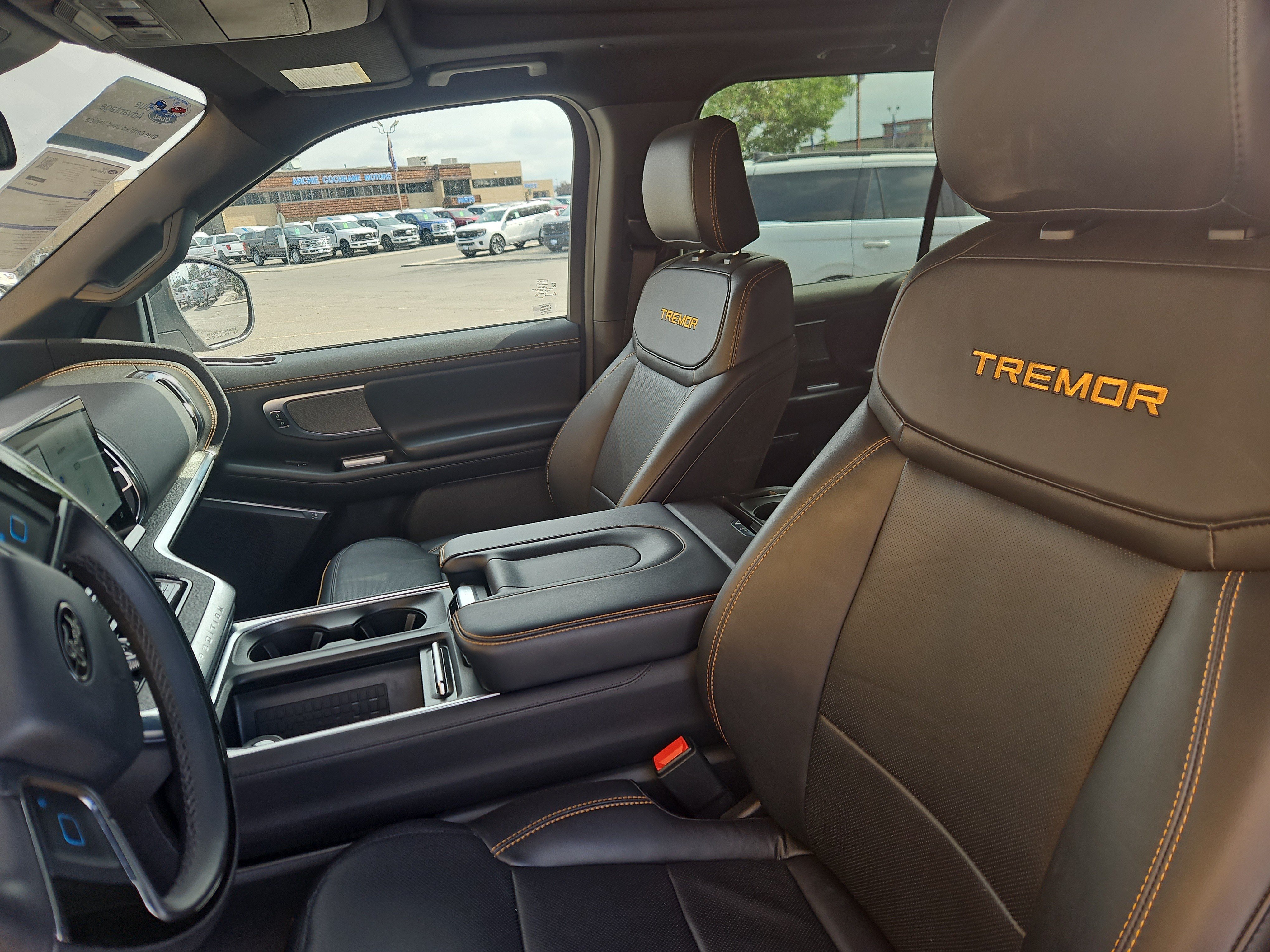 Certified 2025 Ford Expedition Tremor AWD/4WD image 3