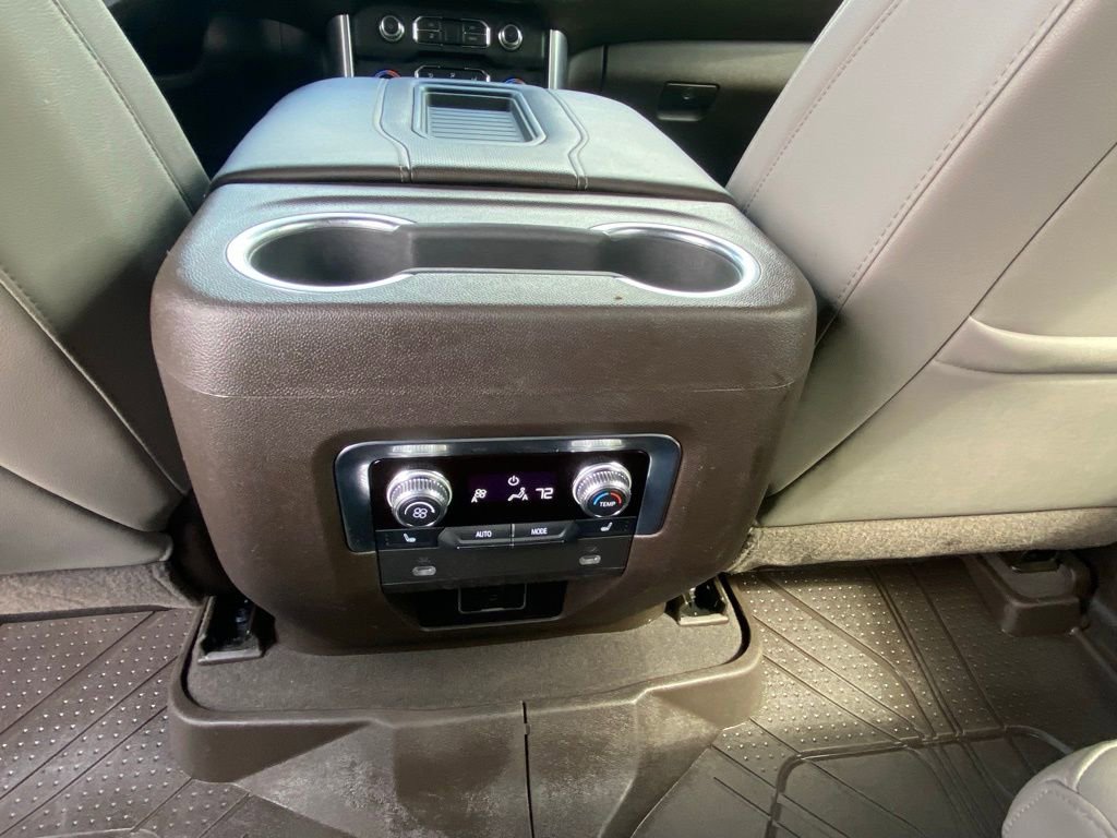 Used 2021 GMC Yukon SLT w/ SLT Luxury Package RWD image 24