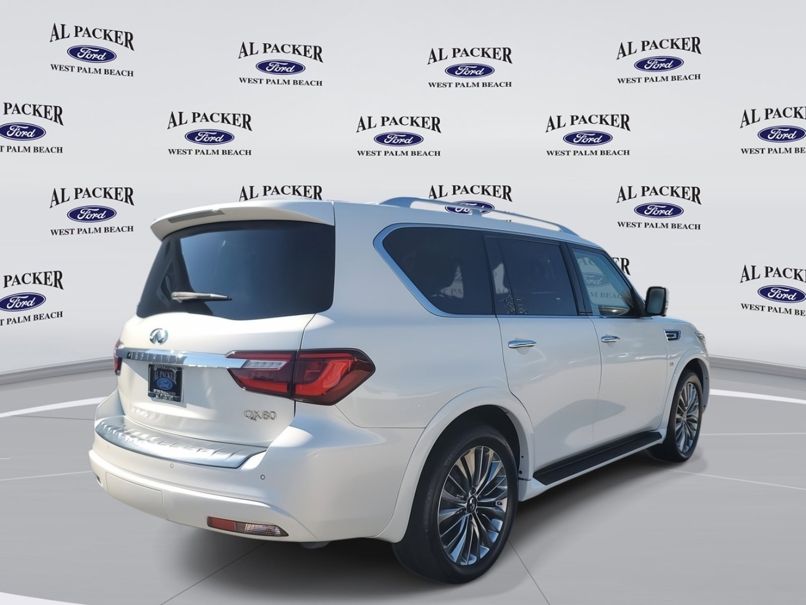 Used 2019 INFINITI QX80 Luxe w/ 22" Wheel Package image 5