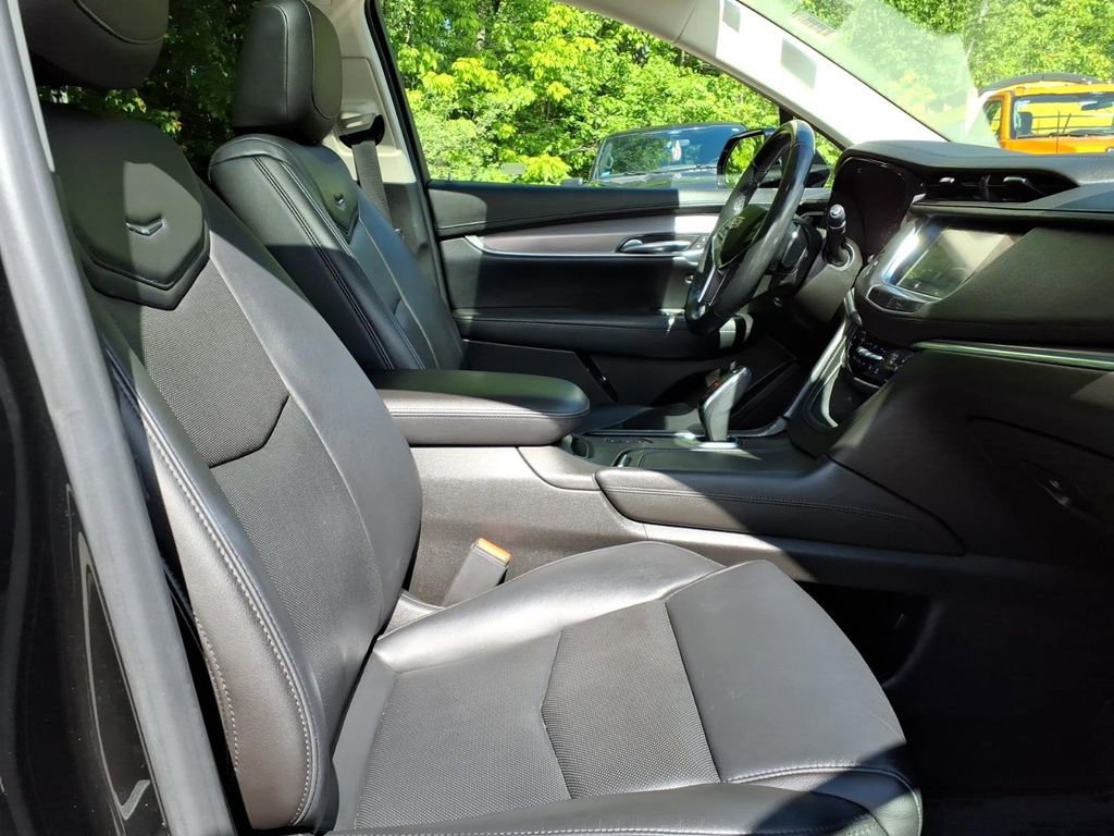 Used 2019 Cadillac XT5 Premium Luxury AWD/4WD image 10