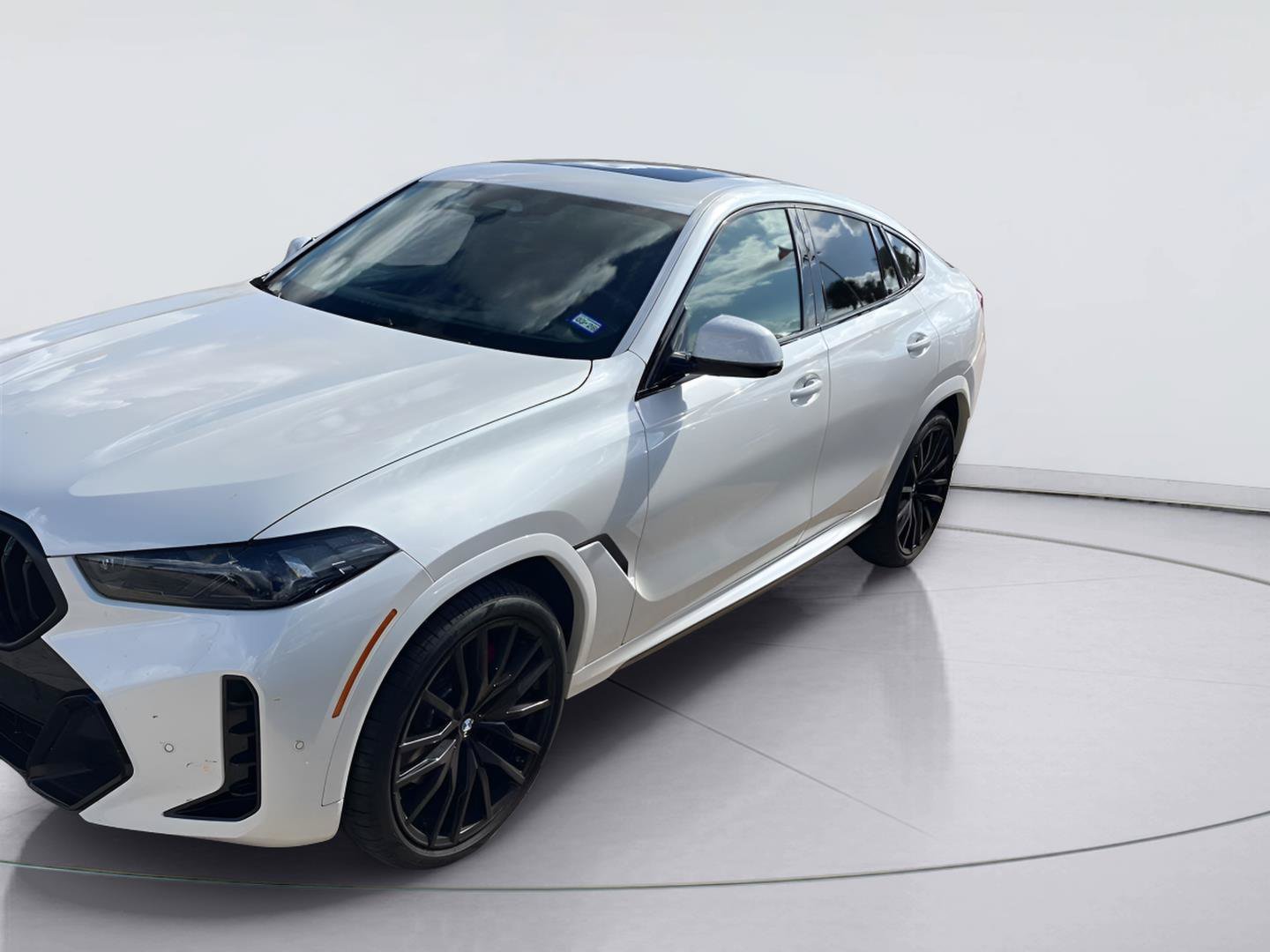 Used 2026 BMW X6 xDrive40i w/ Premium Package AWD/4WD image 8