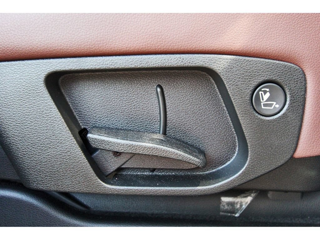 Used 2023 Kia Telluride SX FWD image 12