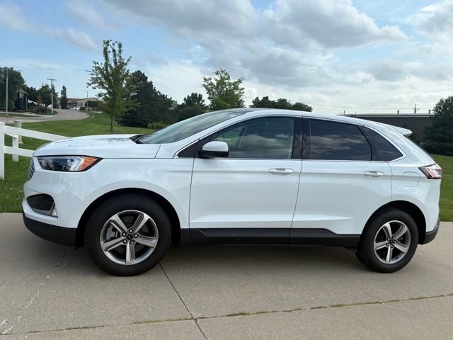 Certified 2024 Ford Edge SEL w/ Convenience Package