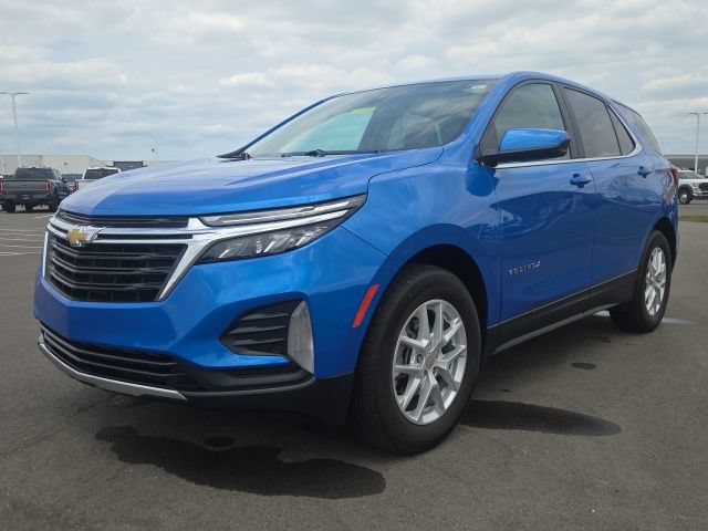 Used 2024 Chevrolet Equinox LT FWD image 2