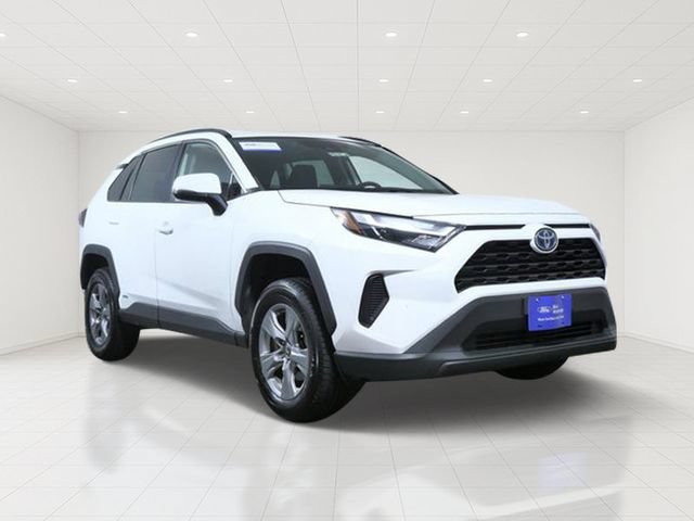 Used 2022 Toyota RAV4 XLE w/ Convenience Package