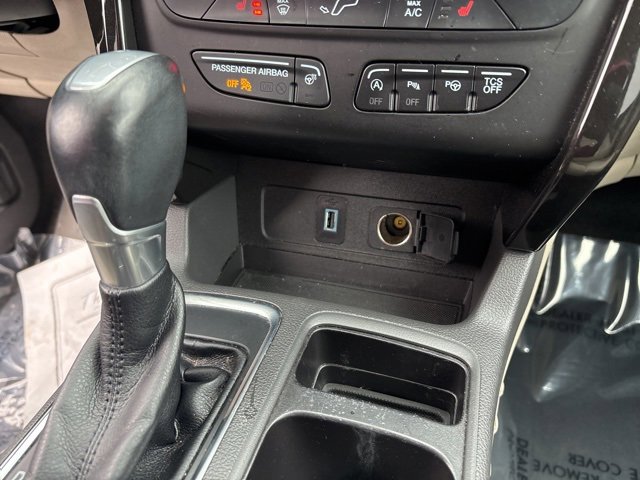 Certified 2017 Ford Escape Titanium w/ Equipment Group 301A image 19