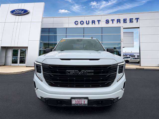 Used 2024 GMC Sierra 1500 Elevation w/ Preferred Package AWD/4WD image 10