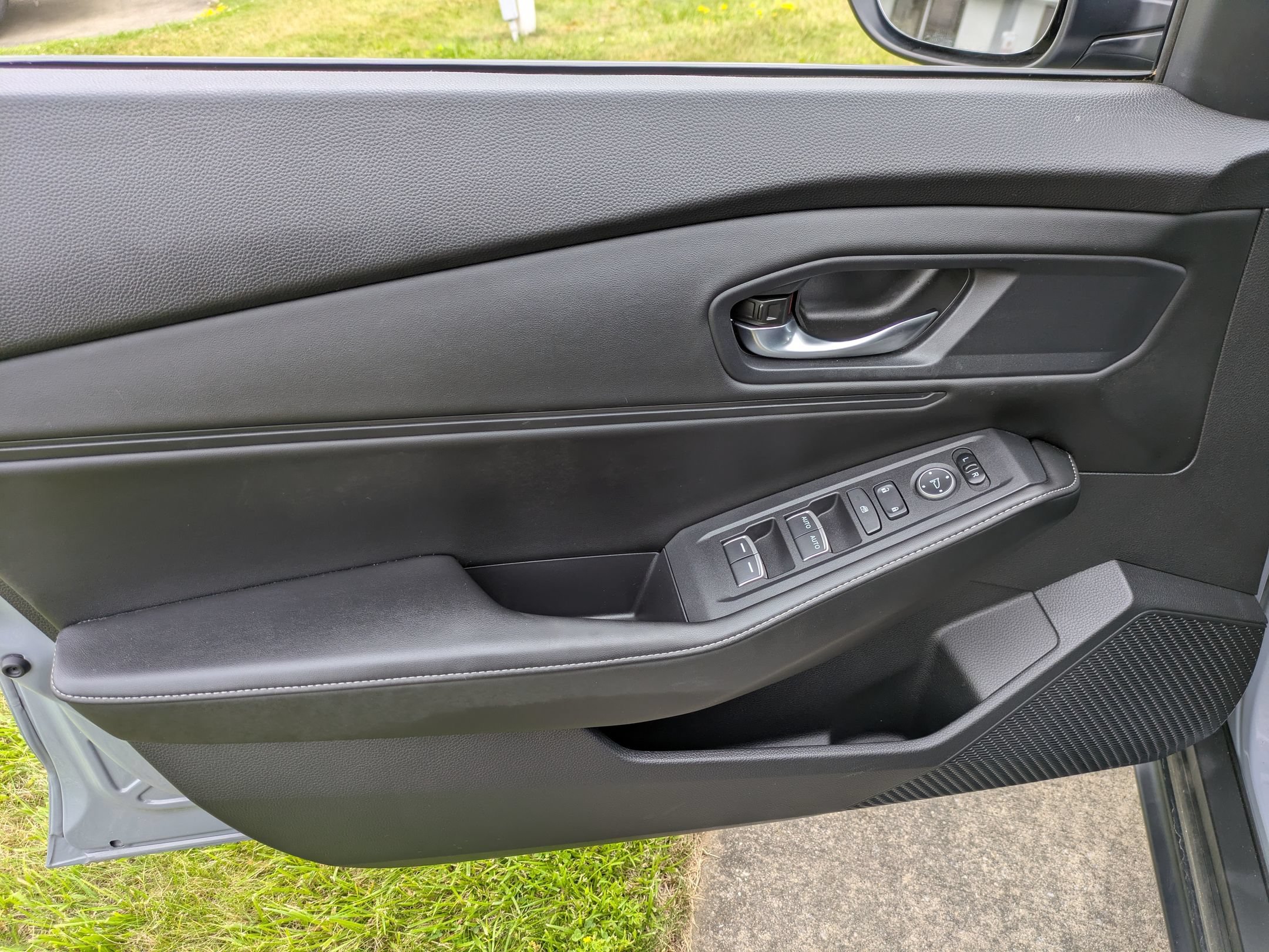 Used 2023 Honda Accord Sport image 6