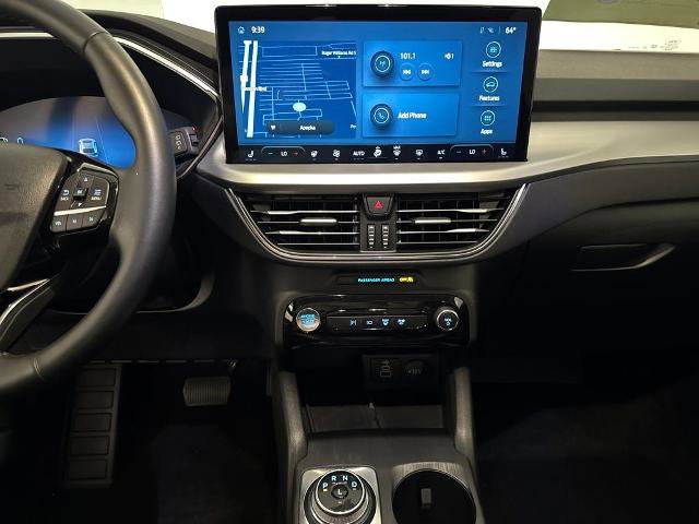 Certified 2025 Ford Escape SE w/ PHEV Premium Package image 24