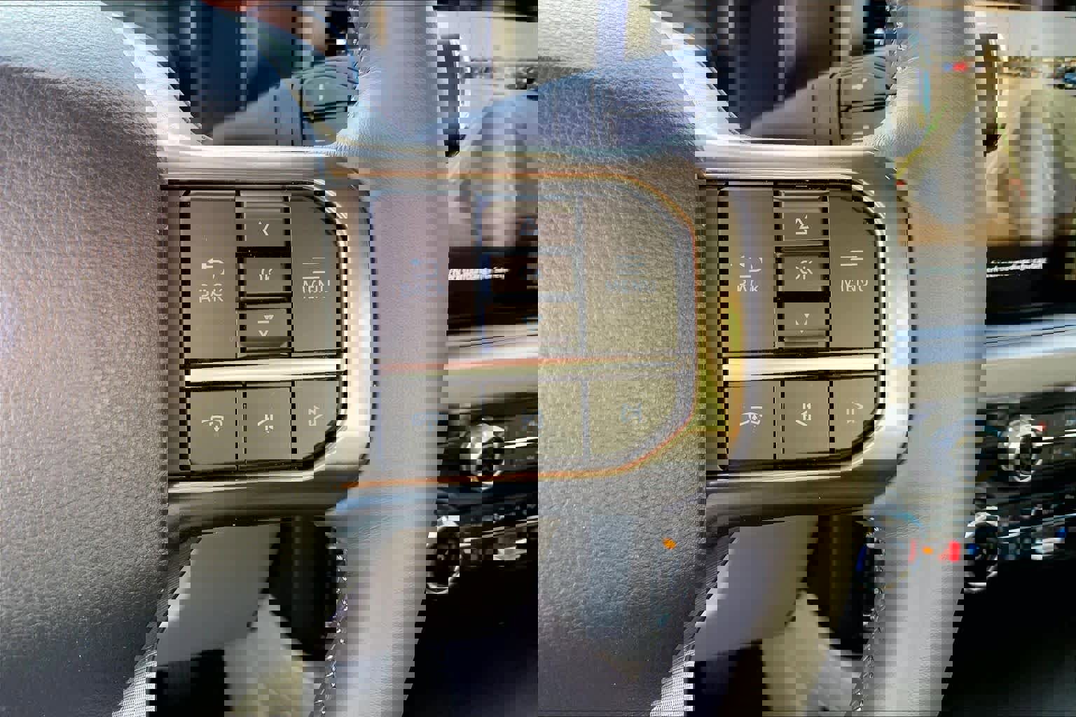 Certified 2026 Ford F350 Platinum w/ Platinum Plus Package image 24