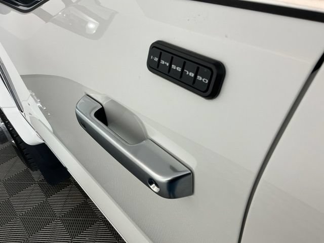 Certified 2025 Ford F450 Platinum w/ Platinum Plus Package AWD/4WD image 14