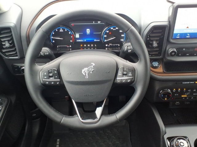 Certified 2024 Ford Bronco Sport Outer Banks w/ Tech Package AWD/4WD image 11