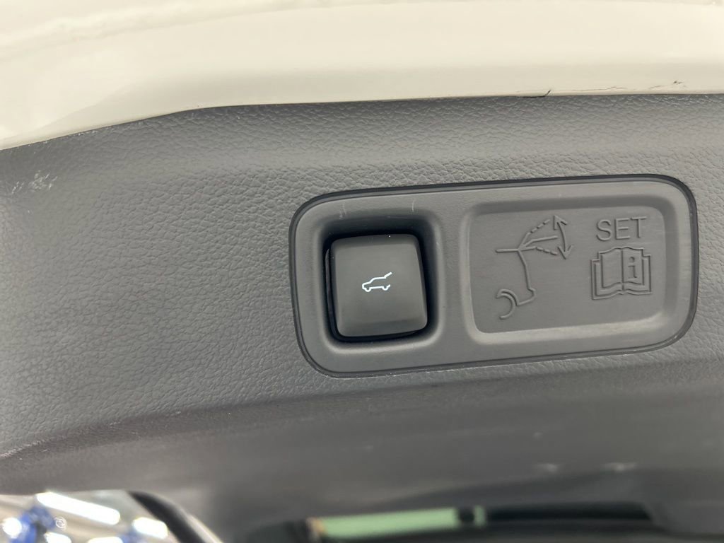 Certified 2023 Ford Expedition Max XLT image 36