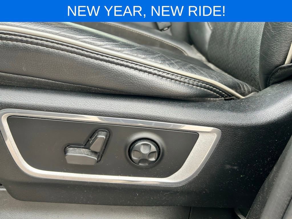 Used 2021 RAM 1500 Laramie w/ Sport Appearance Package image 13