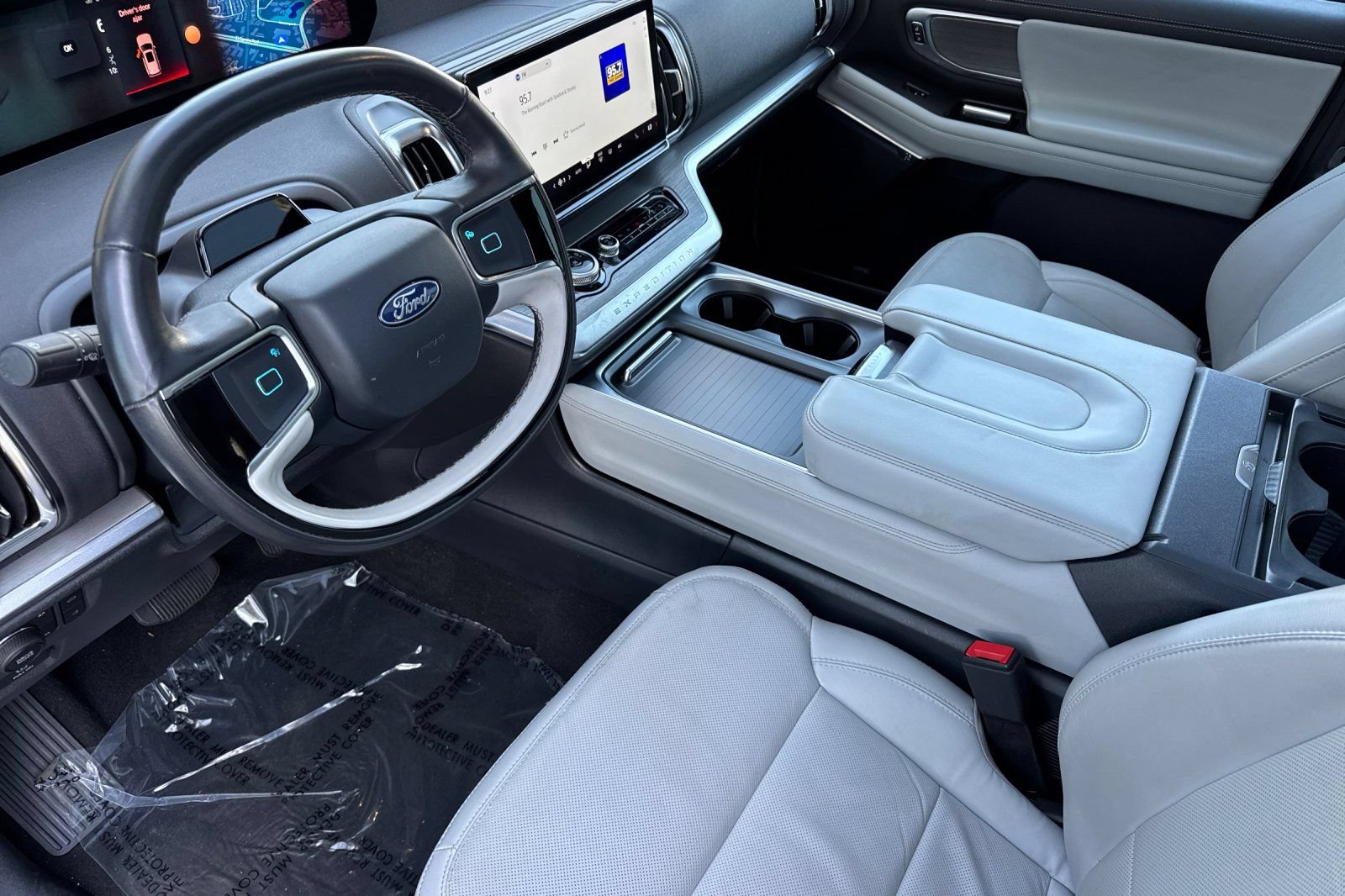 Certified 2025 Ford Expedition Max Platinum AWD/4WD image 11