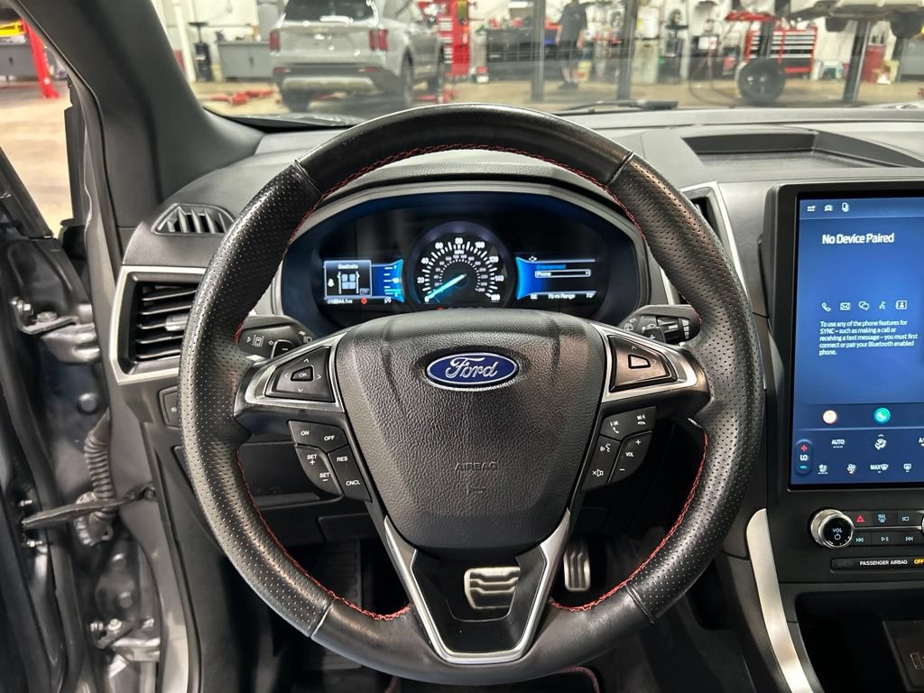 Certified 2024 Ford Edge ST-Line w/ Class II Trailer Tow Package AWD/4WD image 16