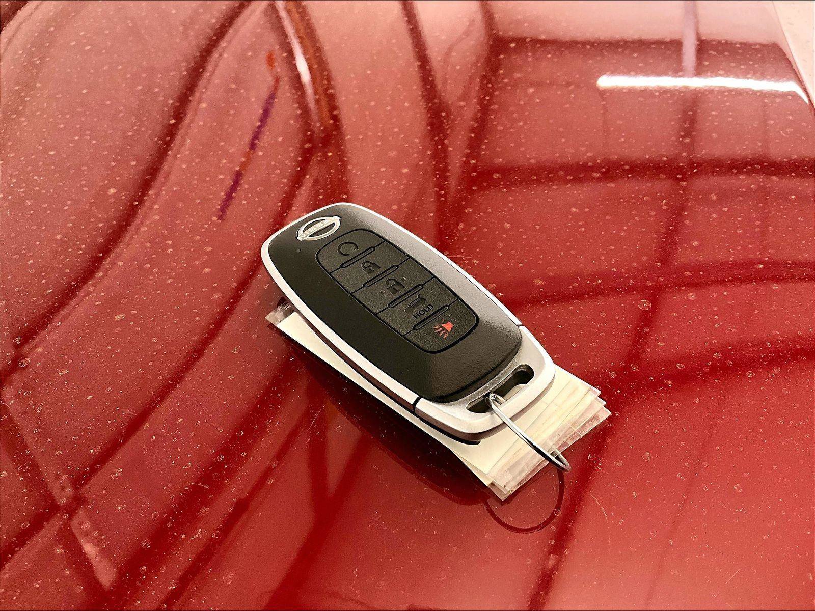 Used 2023 Nissan Rogue SV w/ SV Premium B Package image 9