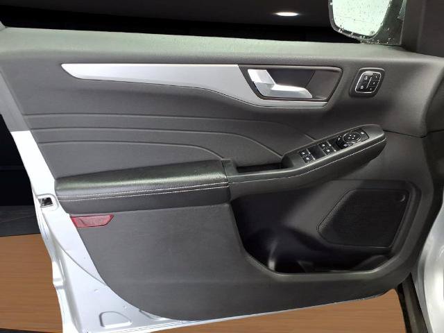 Certified 2023 Ford Escape Platinum AWD/4WD image 14