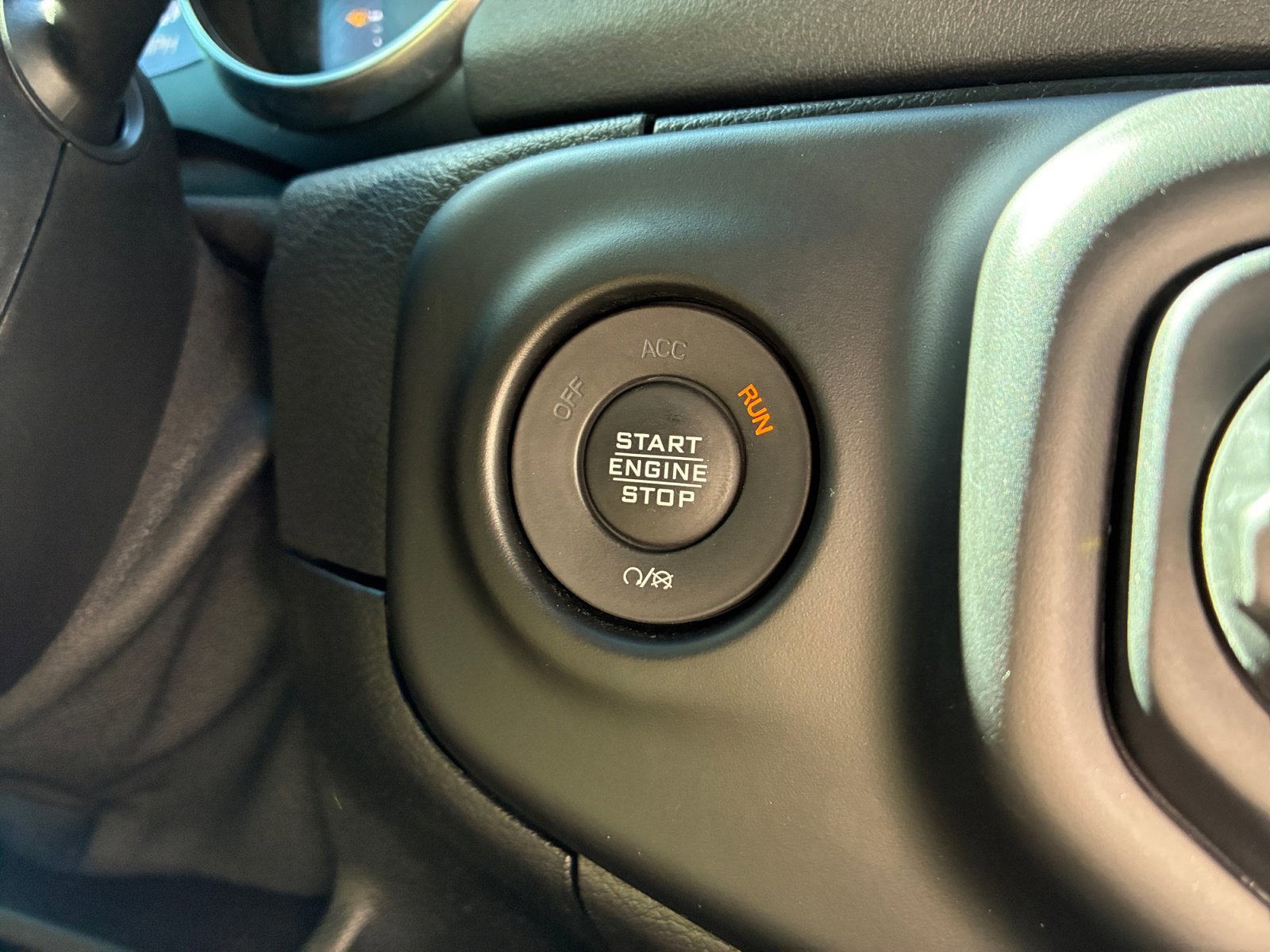 Used 2021 Jeep Wrangler Unlimited Sahara image 29