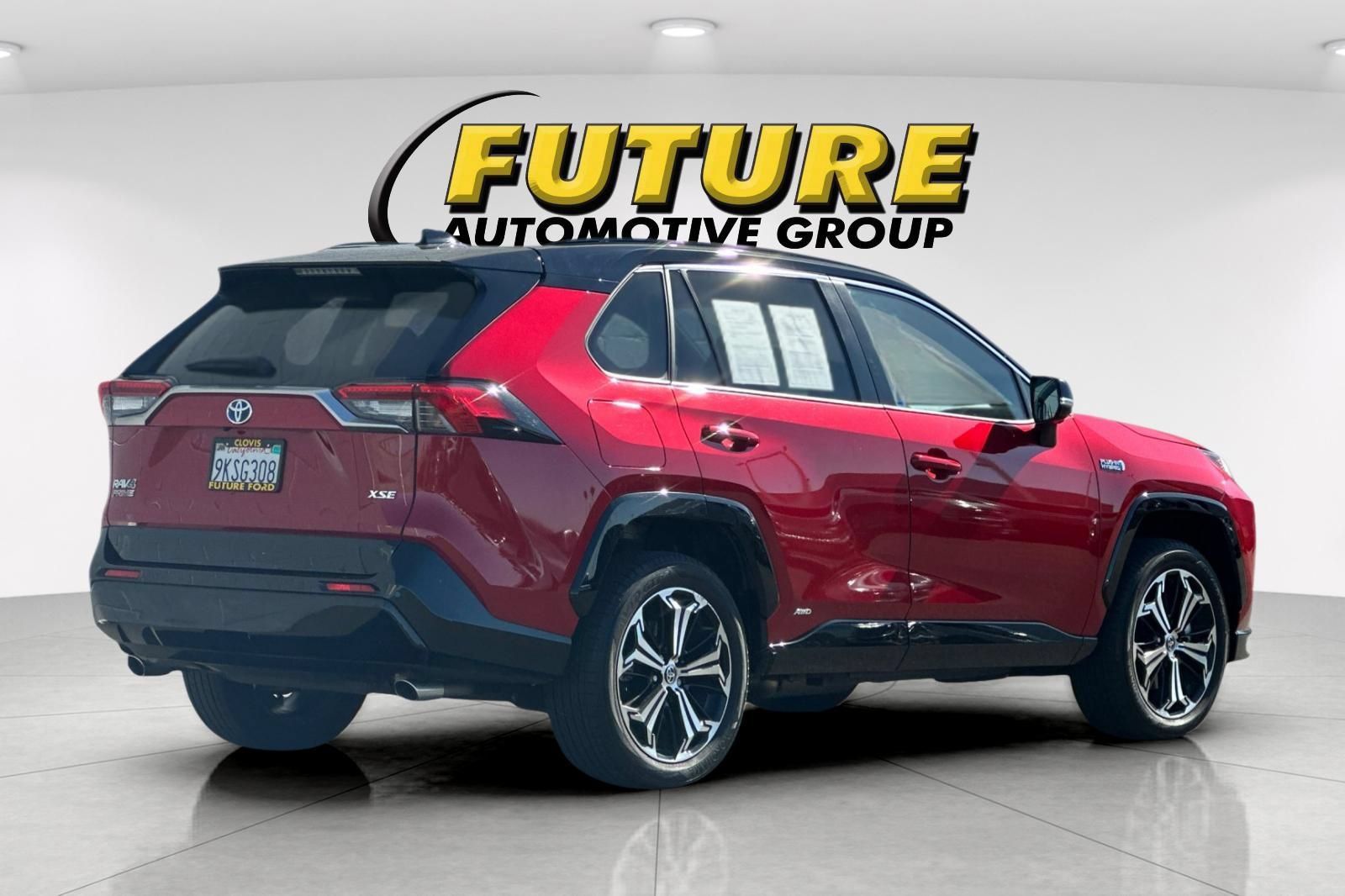 Used 2024 Toyota RAV4 XSE w/ Premium Package AWD/4WD image 3