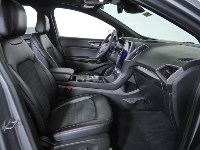 Certified 2022 Ford Edge ST-Line w/ Class II Trailer Tow Package AWD/4WD image 12