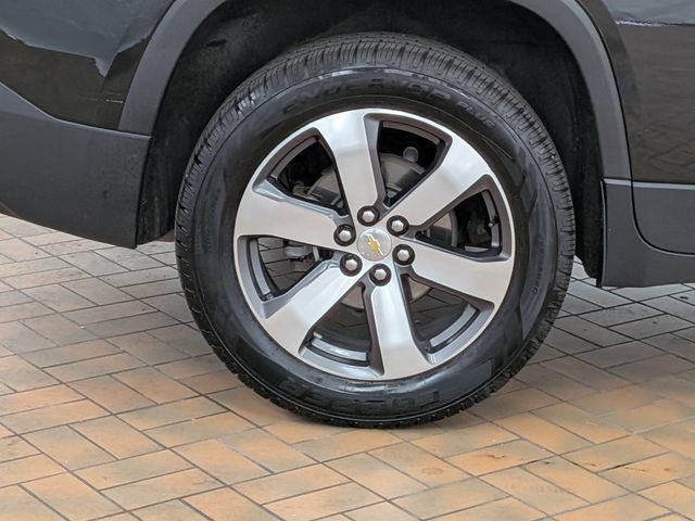 Used 2020 Chevrolet Traverse LT w/ LT Premium Package AWD/4WD image 10