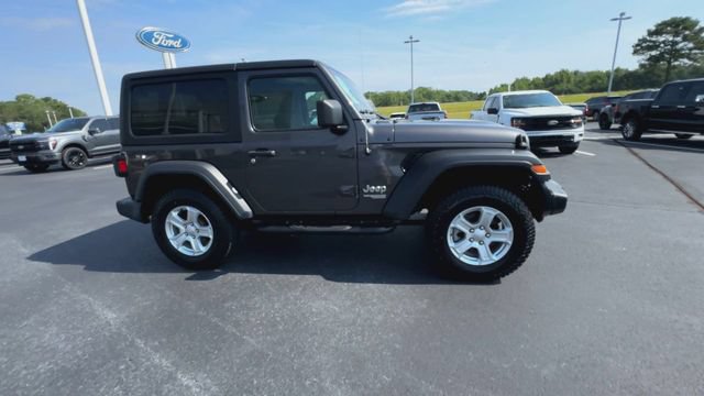 Used 2020 Jeep Wrangler Sport AWD/4WD image 9
