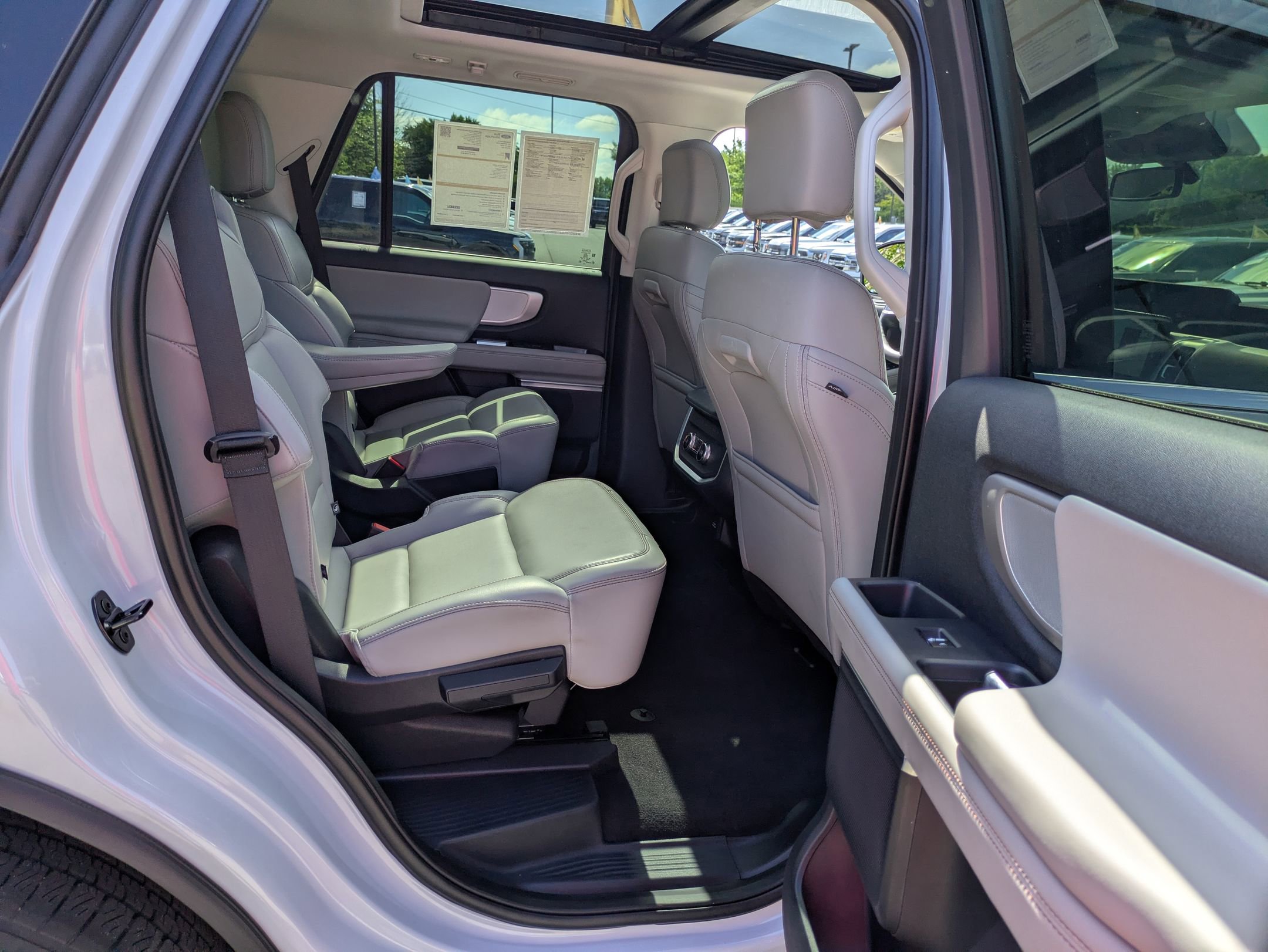 Certified 2025 Ford Expedition Active RWD image 34