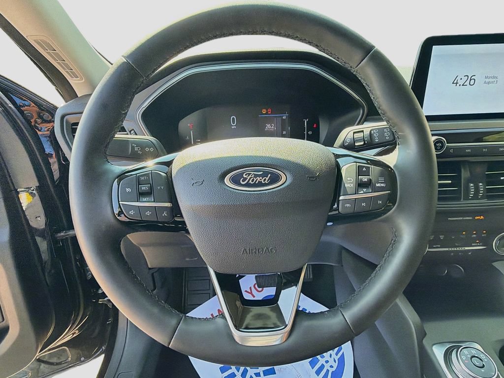 Certified 2024 Ford Escape Active AWD/4WD image 11
