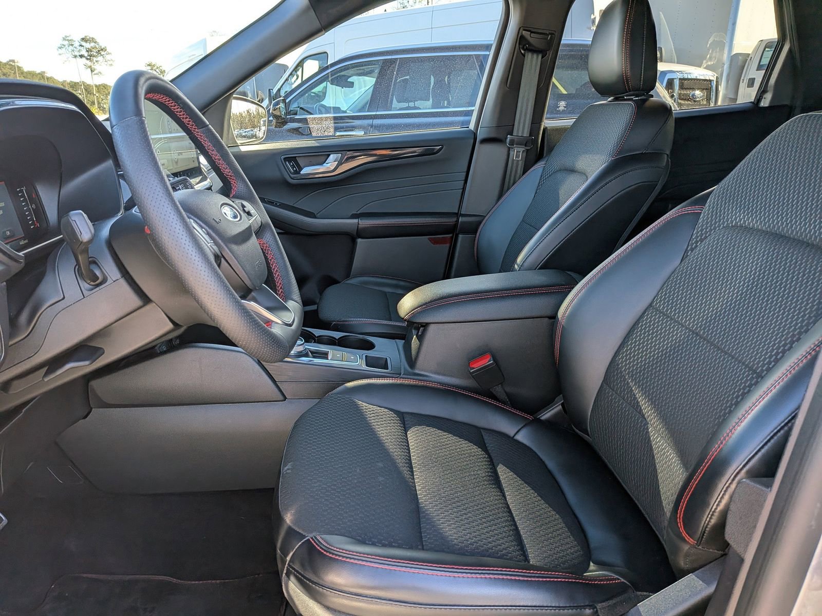 Certified 2023 Ford Escape ST-Line w/ Tech Pack #1 image 24