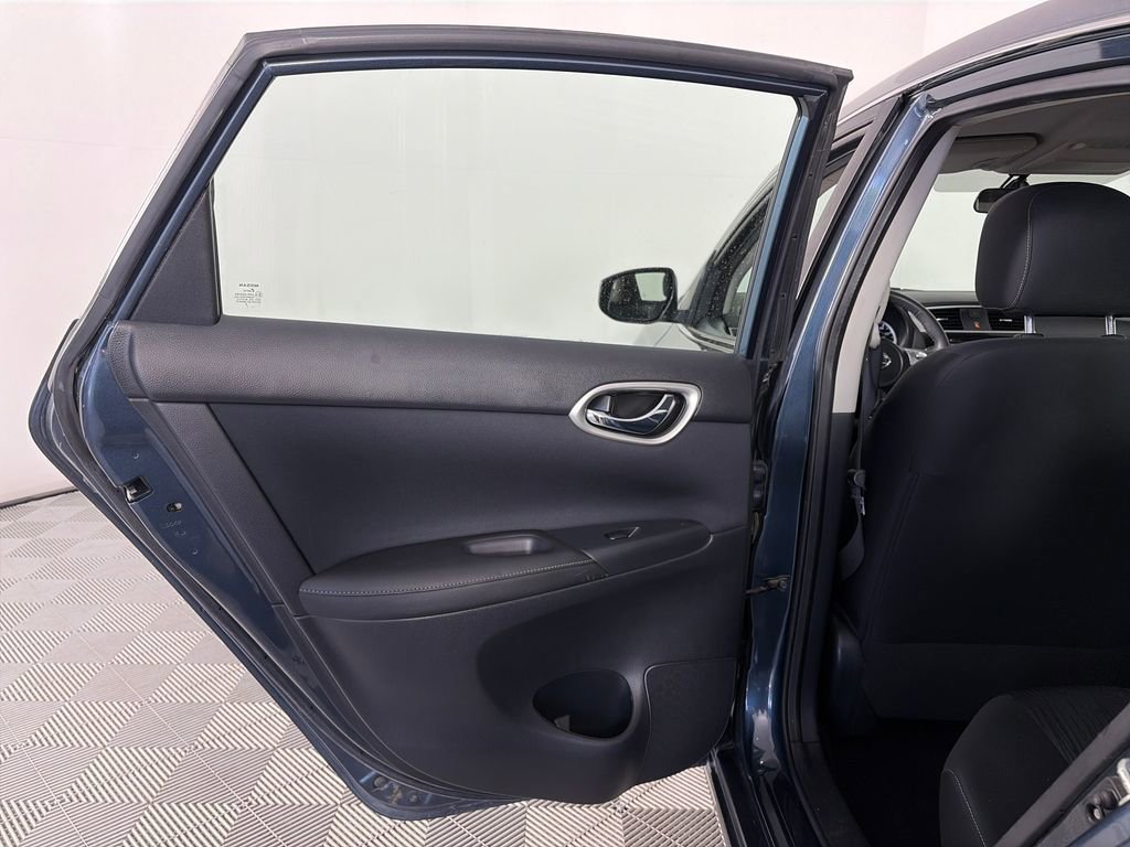 Used 2017 Nissan Sentra SV FWD image 12