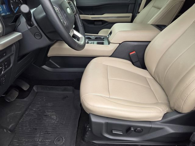Certified 2022 Ford Expedition XLT RWD image 12