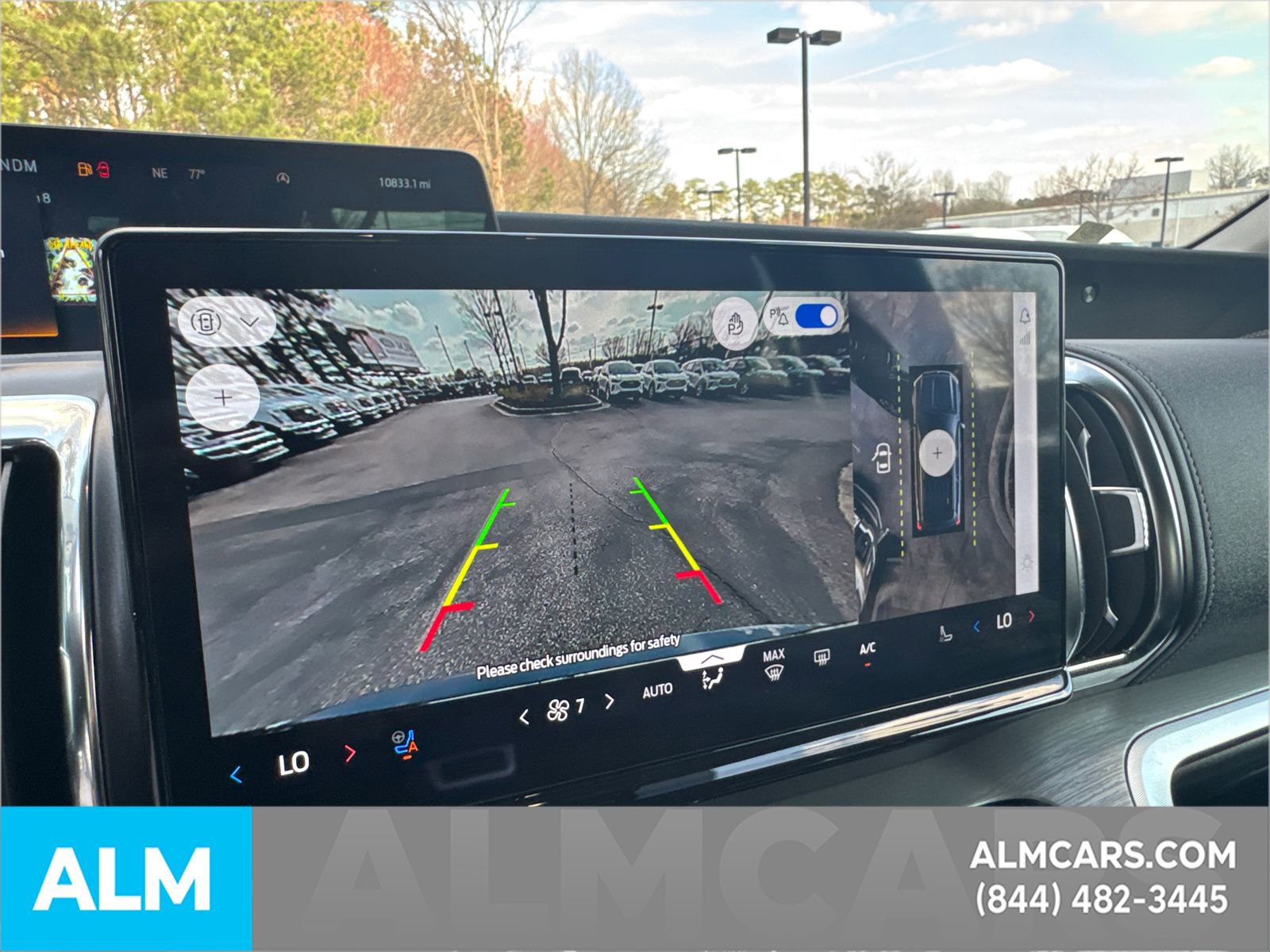 Certified 2025 Ford Expedition Platinum image 38