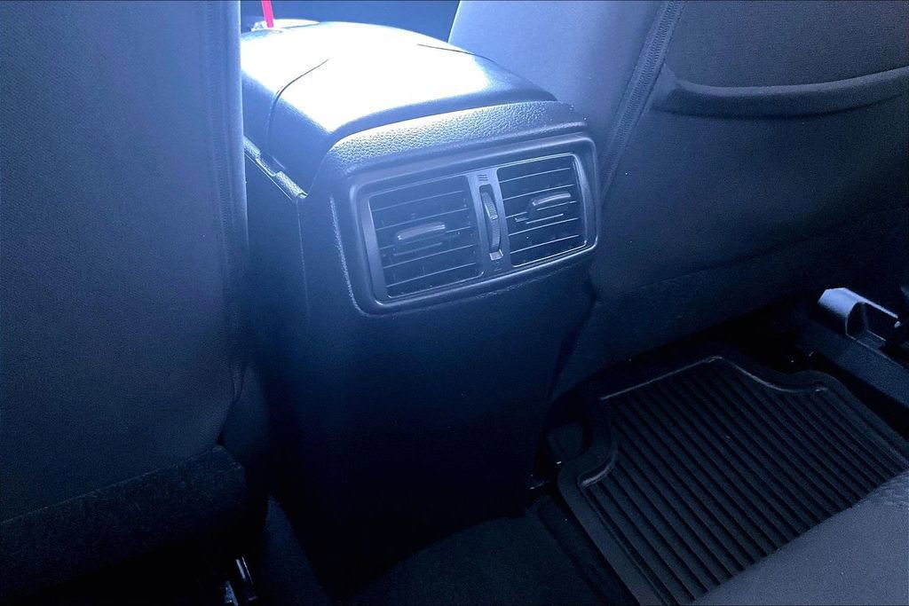 Used 2022 Nissan Rogue Sport S FWD image 32