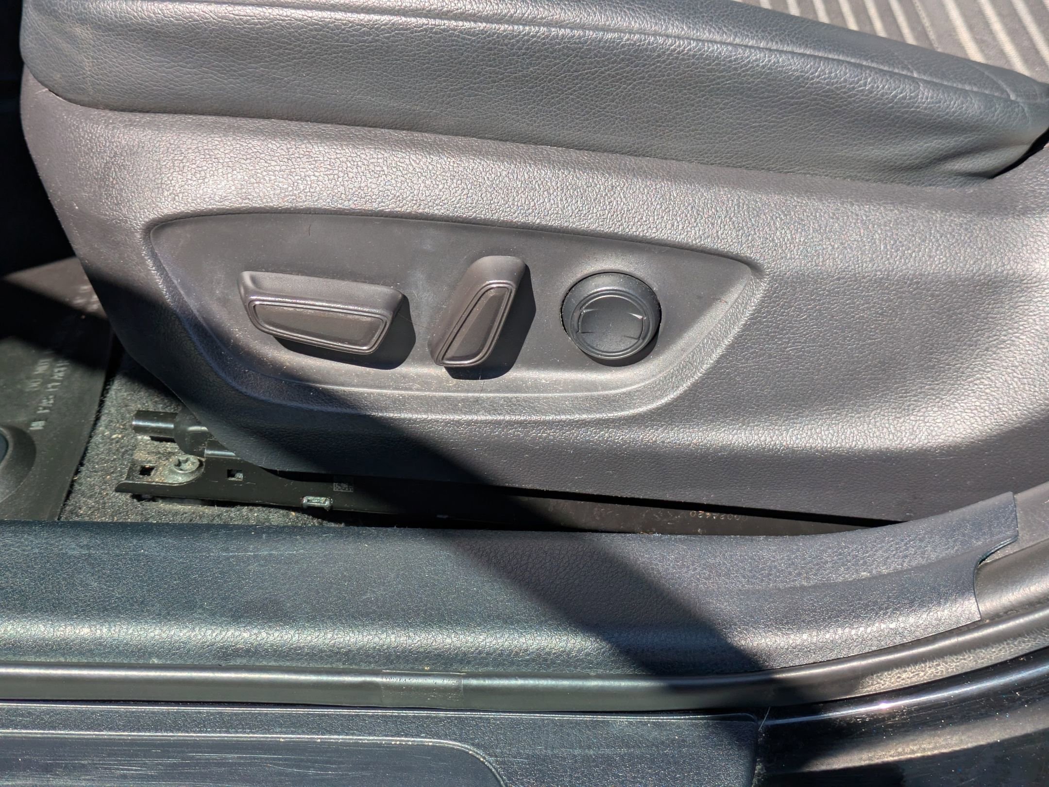 Used 2021 Toyota Camry SE image 13