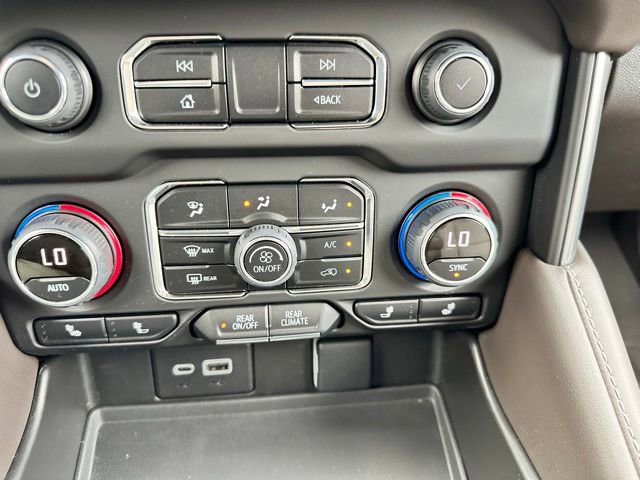 Used 2023 Chevrolet Tahoe LT w/ Luxury Package AWD/4WD image 73
