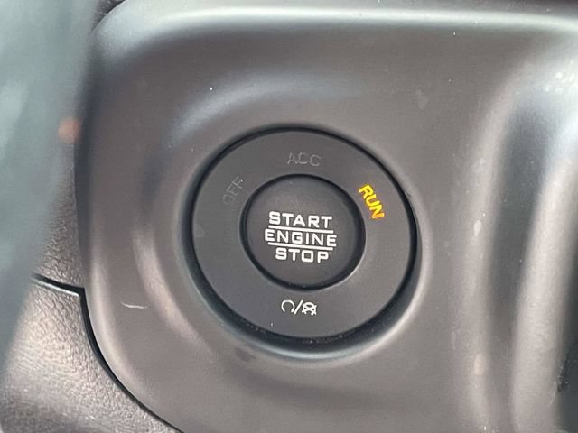 Used 2021 Jeep Gladiator Rubicon AWD/4WD image 16